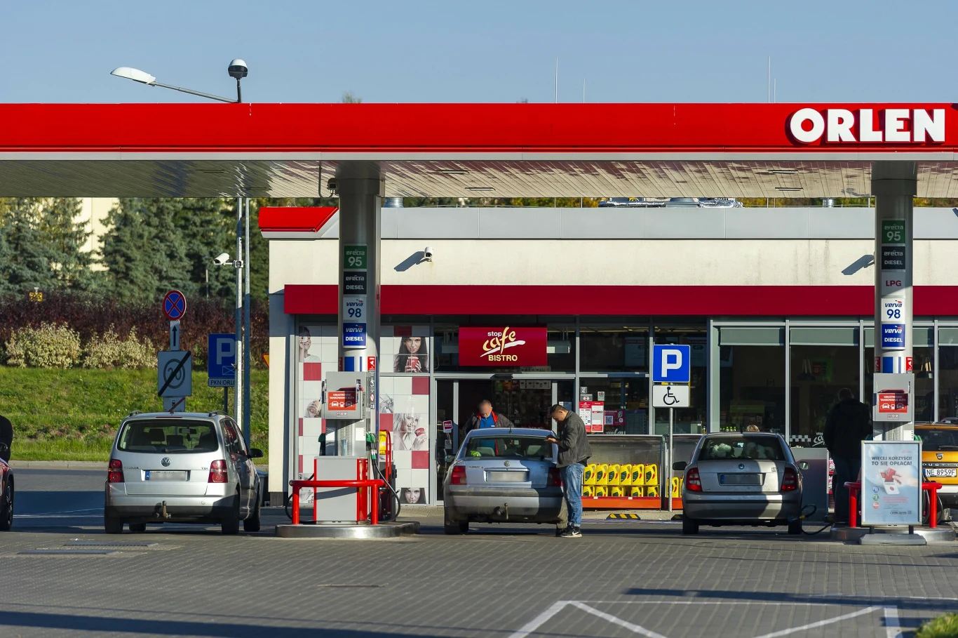 Odgórne sterowanie cenami może odbywać się tylko na krótką metę