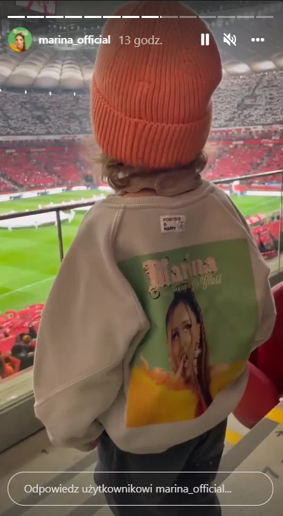 Marina na Instagramie @marina_official