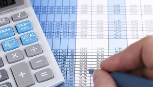 Podatnicy chętnie rezerwują wizyty w urzędach skarbowych. Zdj. ilustracyjne