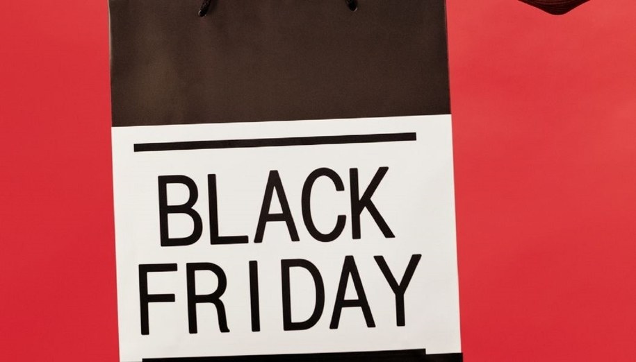 Promocje na Black Friday. Black Friday już w sklepach.