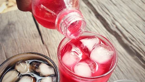 Napoje słodzone cukrem, według badaczy, mogą prowadzić do niealkoholowego stłuszczenia wątroby