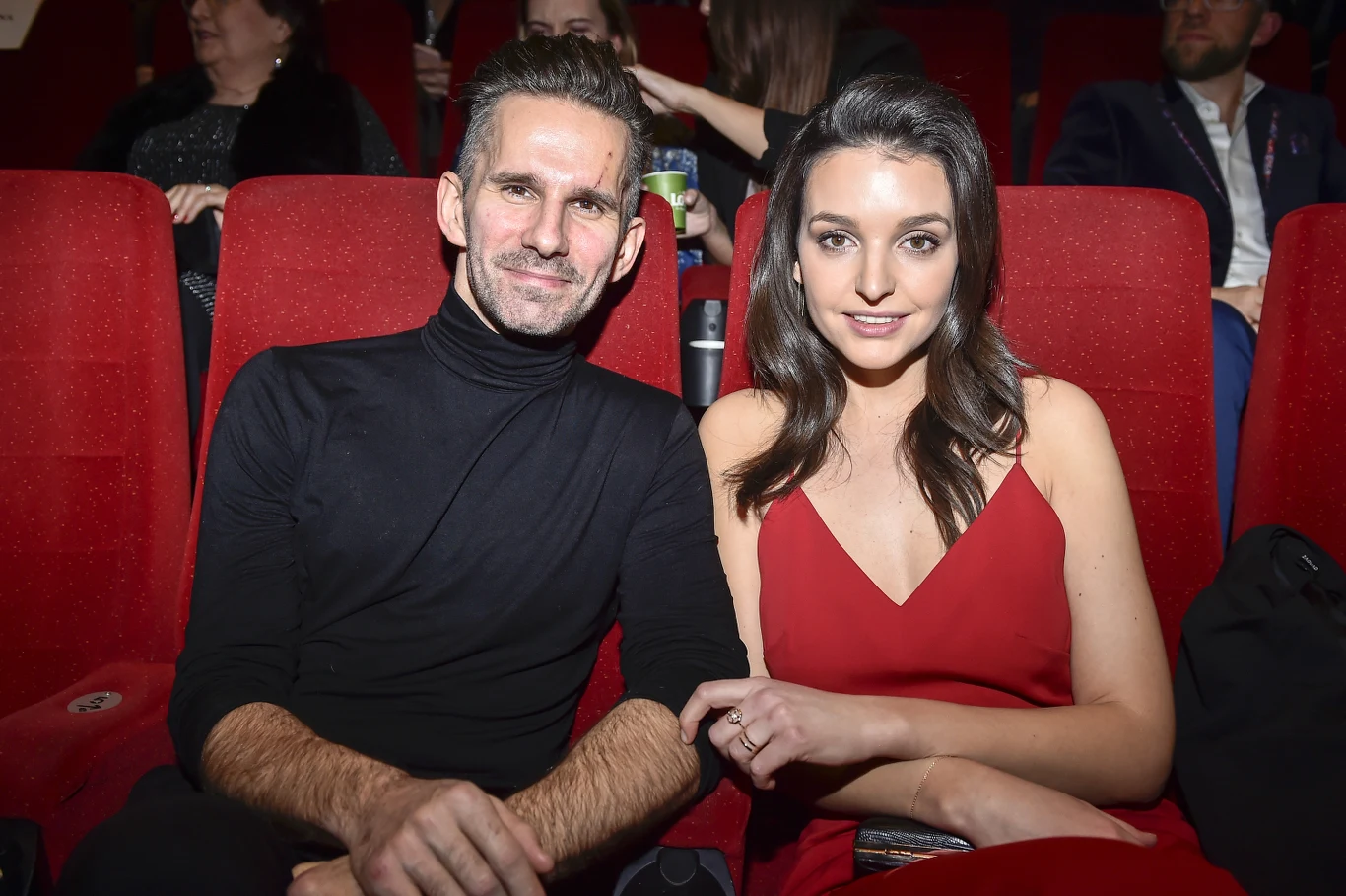 Pod koniec października kolorowe media obiegła informacja, że Dębska i Bosak rozstali się, ale informacja ta pozostaje niepotwierdzona. Ostatnio jednak aktorka została sfotografowana w towarzystwie Stanisława Trzcińskiego.