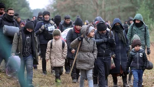Migranci przy granicy 