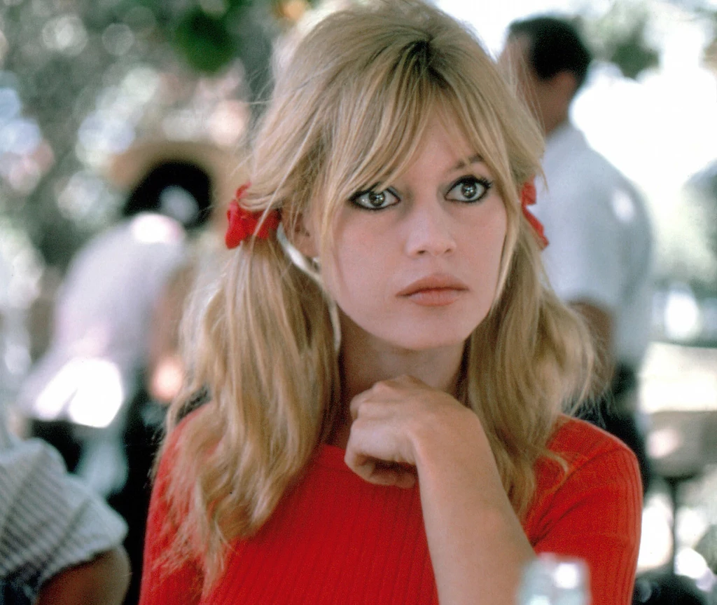 Brigitte Bardot lansowała francuską grzywkę już wiele lat temu 