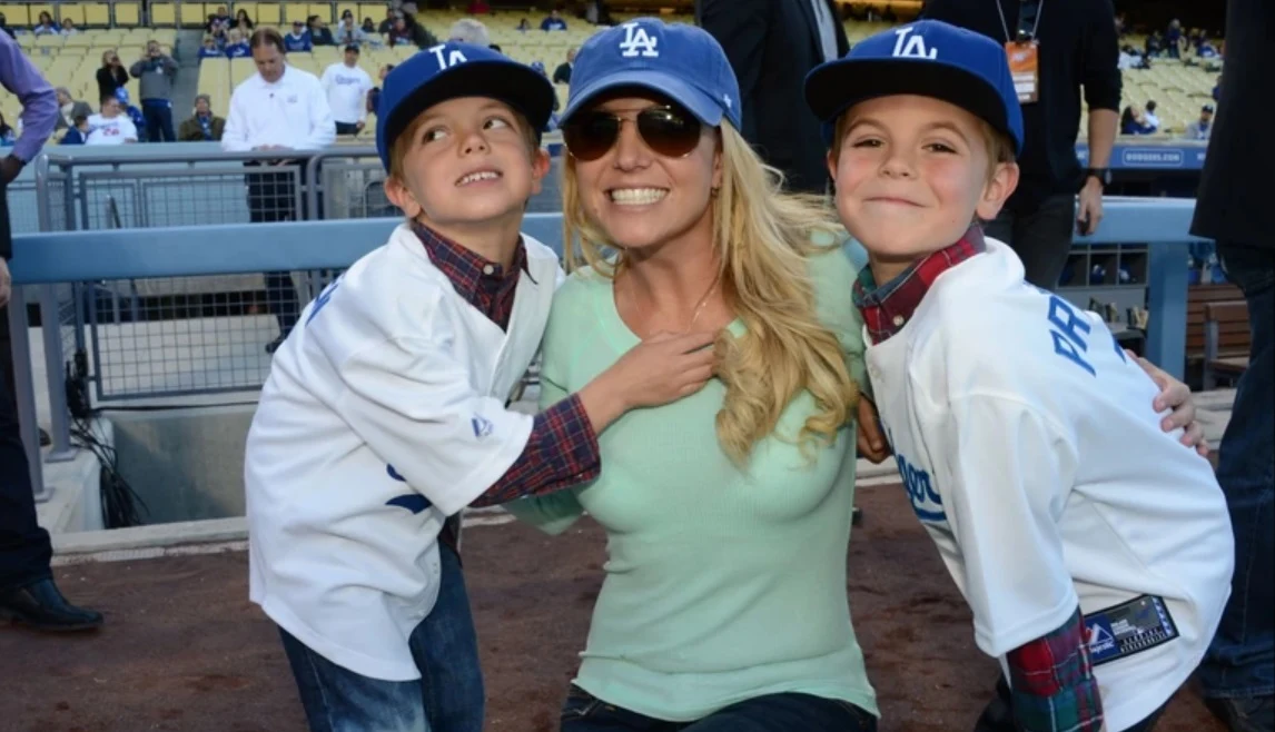 Britney z synami, 2013r / Getty Images Britney z synami, 2013r / Getty Images