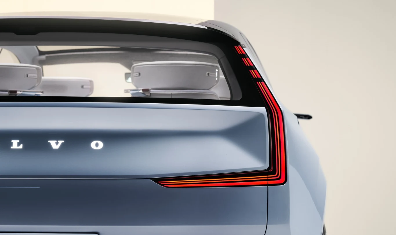 Volvo Concept Recharge