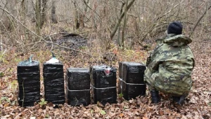 Lubelskie. 71 tys. papierosów przyleciało dronem z Ukrainy