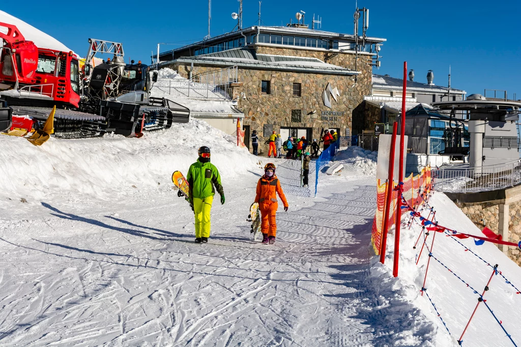Kasprowy Wierch zimą ma wiele do zaoferowania narciarzom