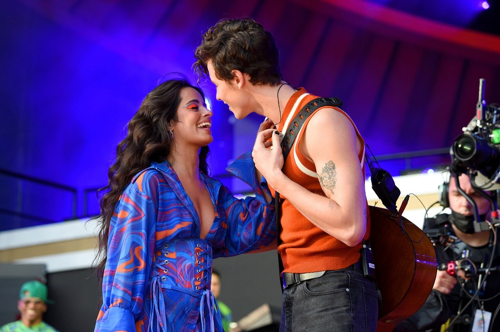 Camila Cabello i Shawn Mendes jeszcze we wrześniu razem całowali się na scenie