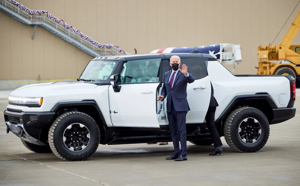 Joe Biden i Hummer Pickup