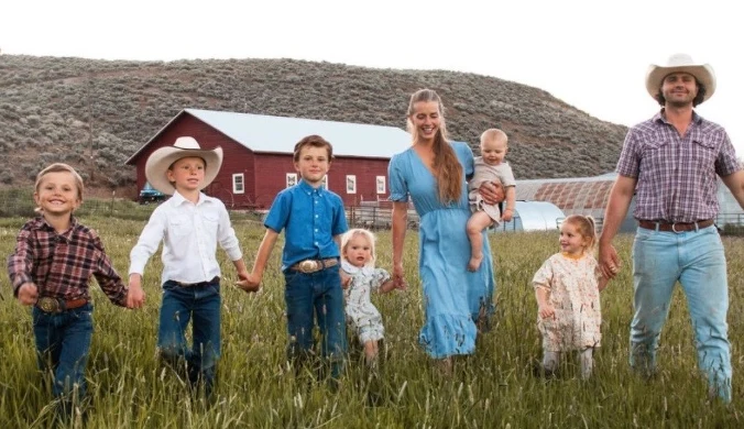 Mama farmerka z koroną najpiękniejszej