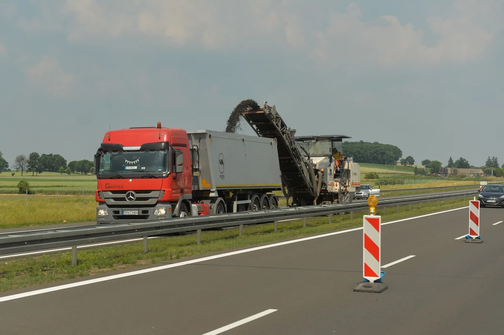 Na A2 będzie można spodziewać się utrudnień związanych z naprawą nawierzchni