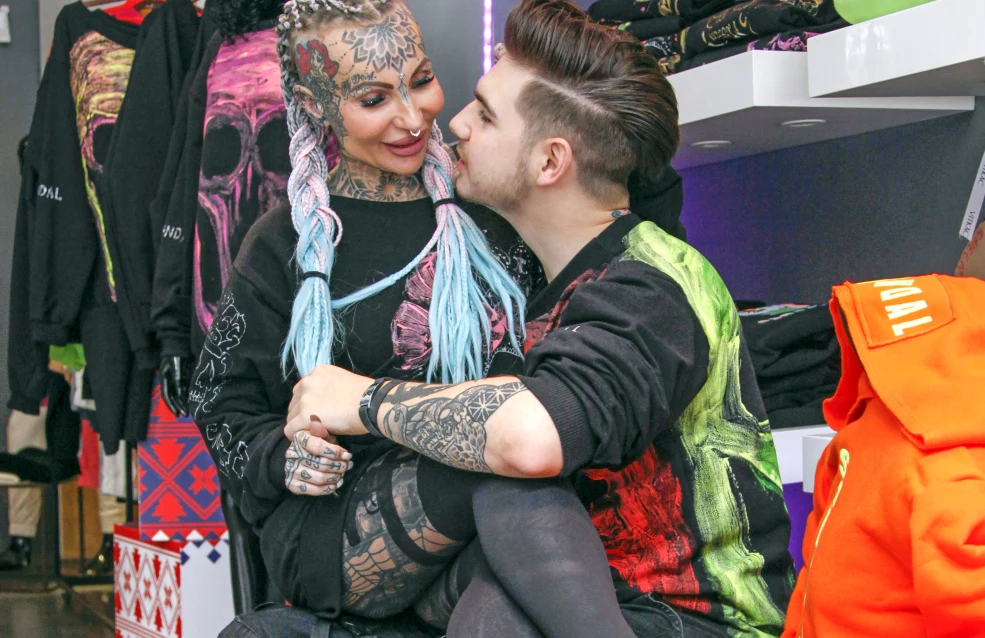 Adriana Eisenbach Adriana Eisenbach