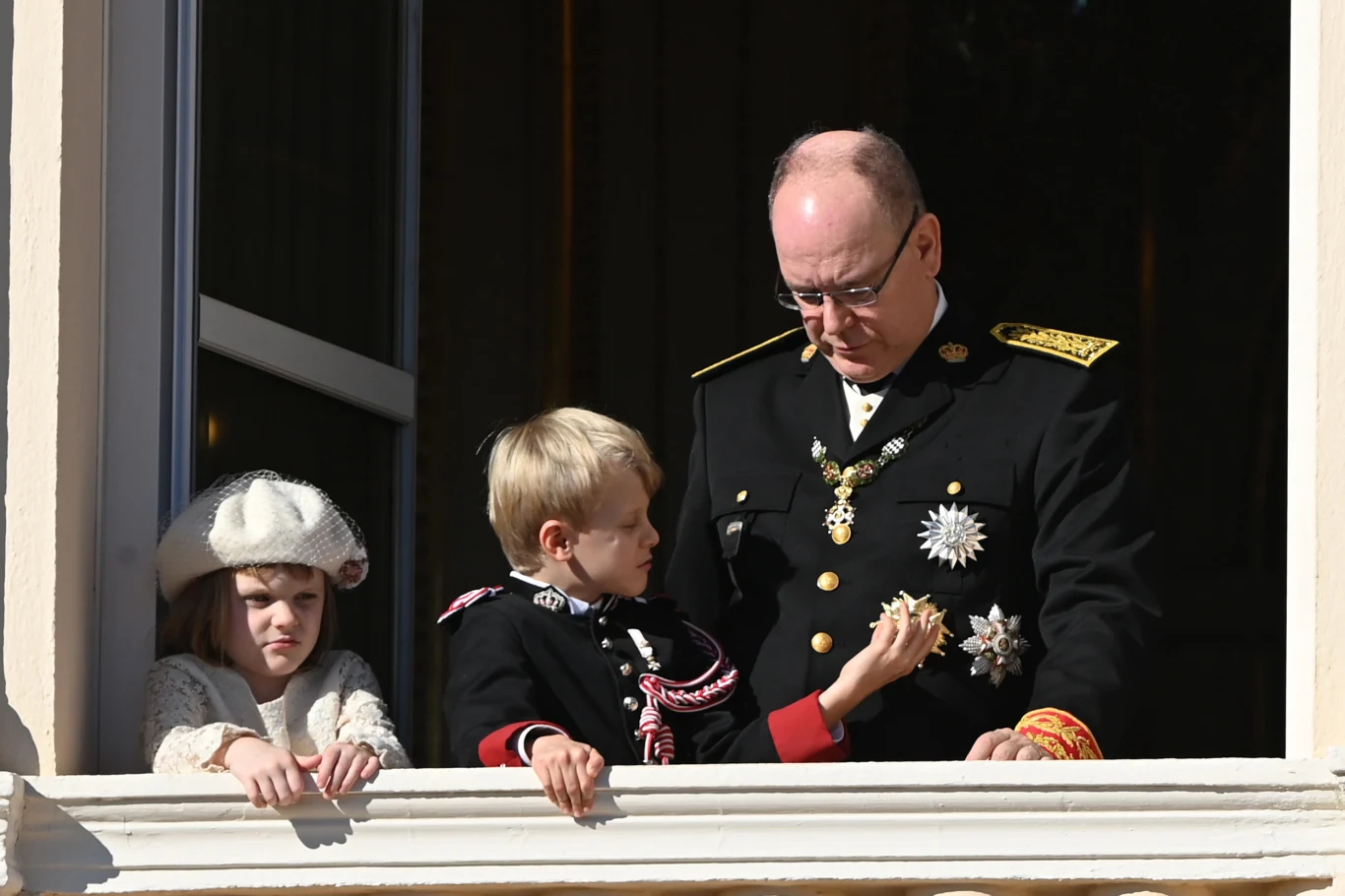 książę Albert z dziećmi książę Albert z dziećmi