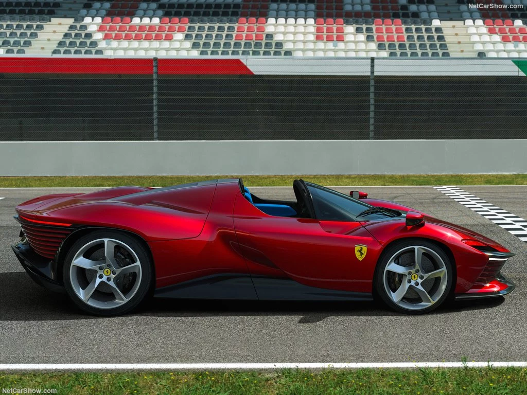  Ferrari Daytona SP3