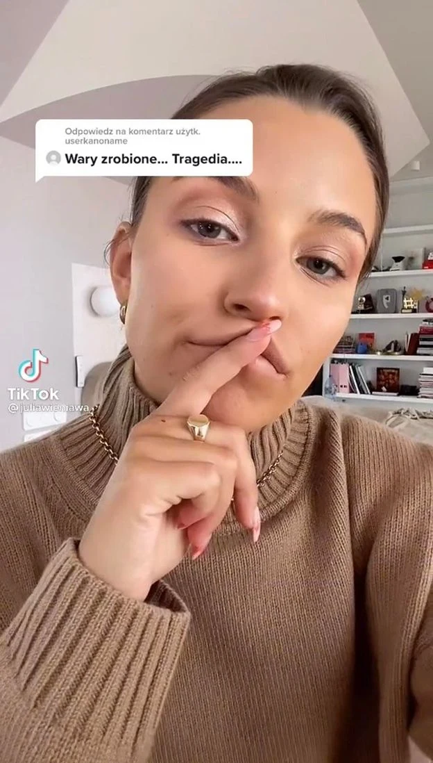Julia Wieniawa Julia Wieniawa