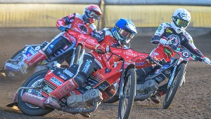 Chris Harris na prowadzeniu w meczu ligi angielskiej