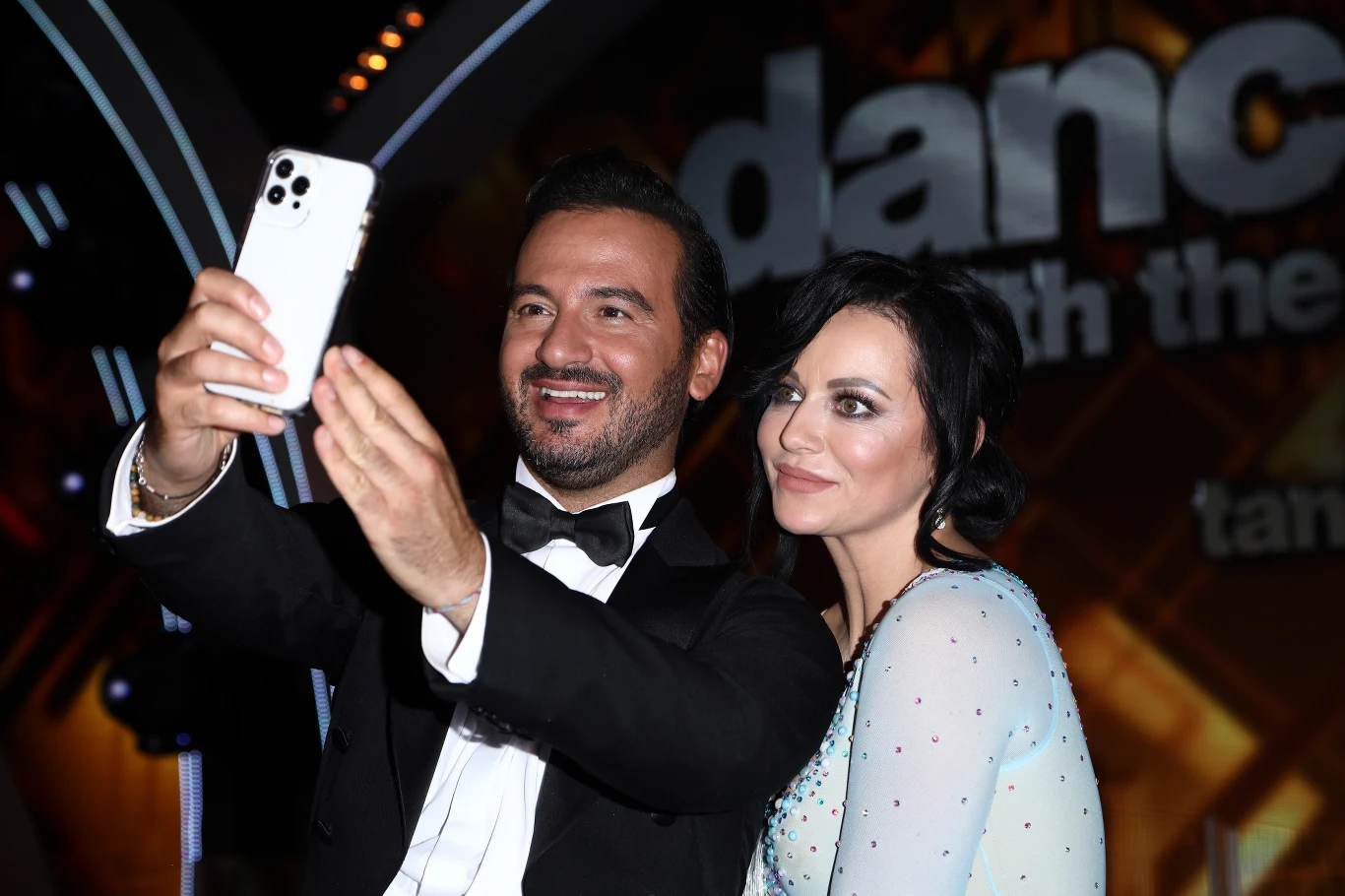 W ostatniej edycji programu, partnerką tancerza była Izabela Małysz. Niestety, para odpadła w czwartym odcinku show W ostatniej edycji programu, partnerką tancerza była Izabela Małysz. Niestety, para odpadła w czwartym odcinku show