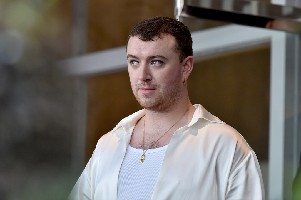 Sam Smith określa się jako osoba niebinarna