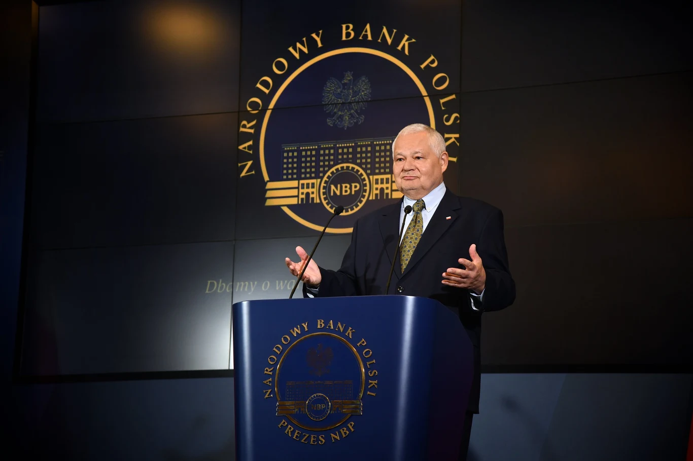 Adam Glapiński: Dalsze osłabianie kursu złotego nie byłoby spójne z fundamentami polskiej gospodarki, ani też z prowadzoną przez NBP polityką pieniężną.
