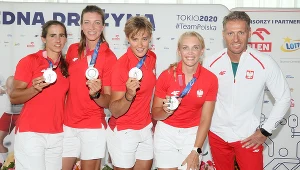 Trener Jakub Urban z polską ekipą po powrocie z igrzysk w Tokio