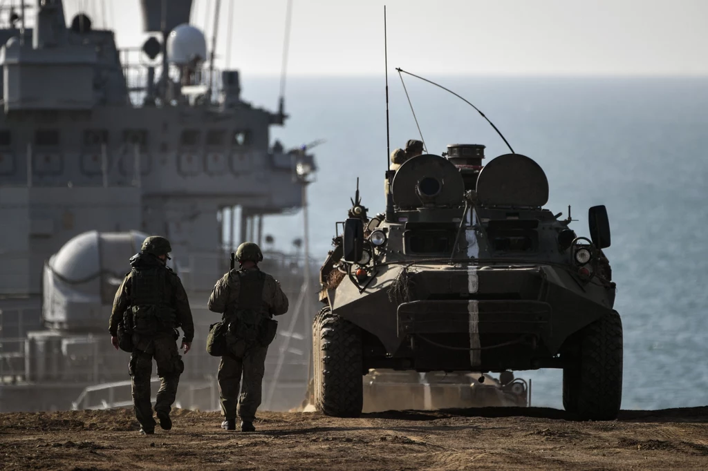 Rosyjska armia gromadzi siły przy granicy z Ukrainą. Umacnia się też militarnie na Białorusi Rosyjska armia gromadzi siły przy granicy z Ukrainą. Umacnia się też militarnie na Białorusi