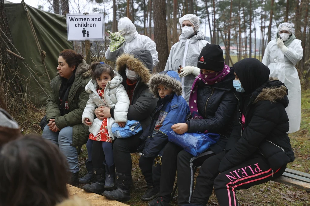 Migranci na granicy polsko-białoruskiej Migranci na granicy polsko-białoruskiej