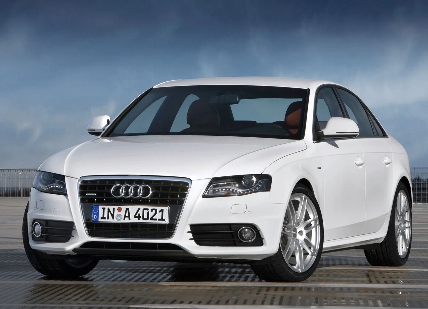Starsze Audi A4 to całkiem niezły wybór. Wysoka 21. pozycja wśród 10-11 latków w raporcie TUV 2022