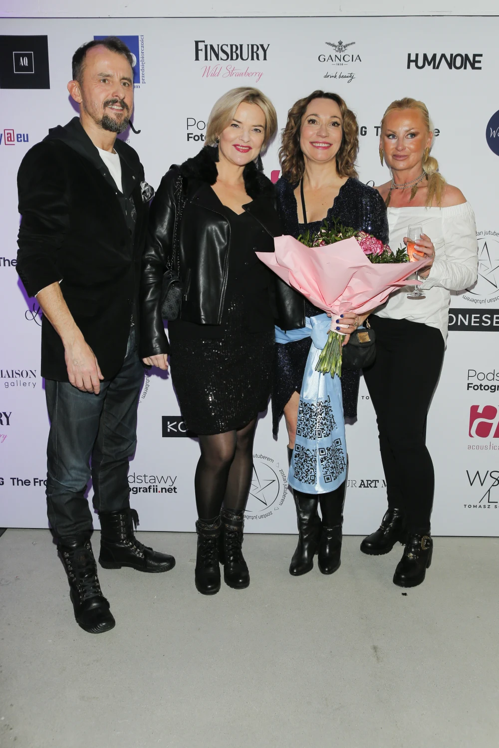 Monika Richardson i Konrad Wojterkowski na wernisażu Magdaleny Atkins