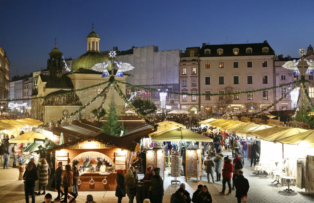 Krakowski jarmark bożonarodzeniowy od lat uznawany jest za jeden z najpiękniejszych na świecie