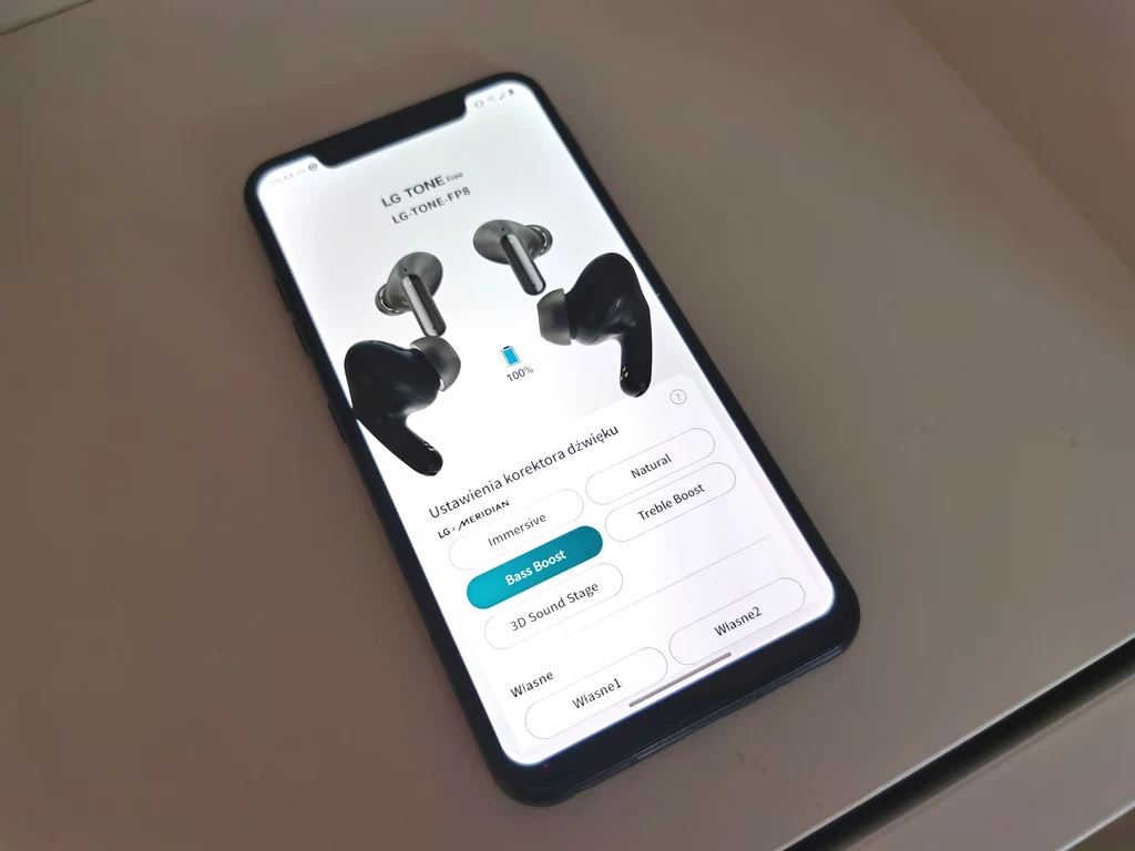 Aplikacja LG Tone Free okazuje się bardzo przydatna