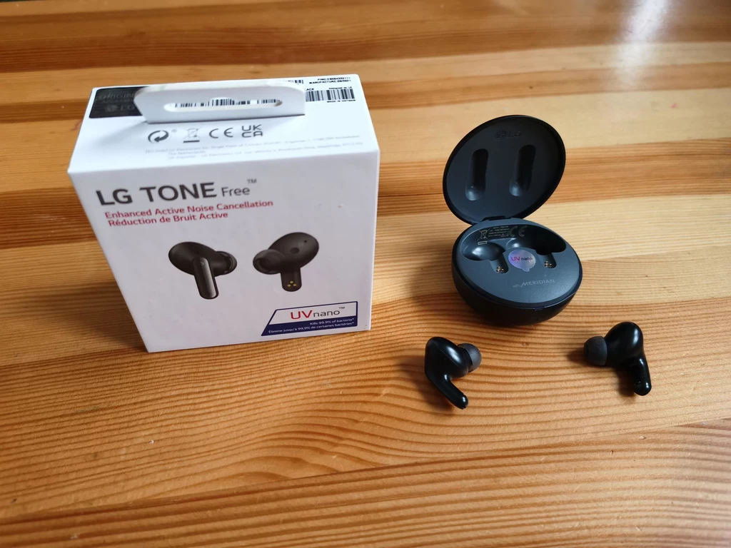  LG Tone Free FP8 