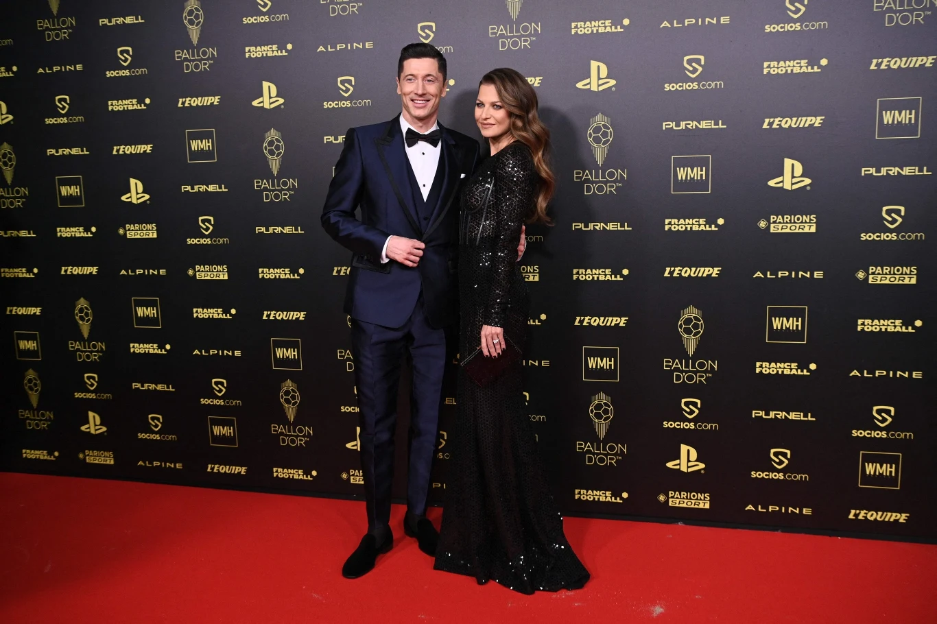Anna i Robert Lewandowscy na gali Złotej Piłki 2021 Anna i Robert Lewandowscy na gali Złotej Piłki 2021