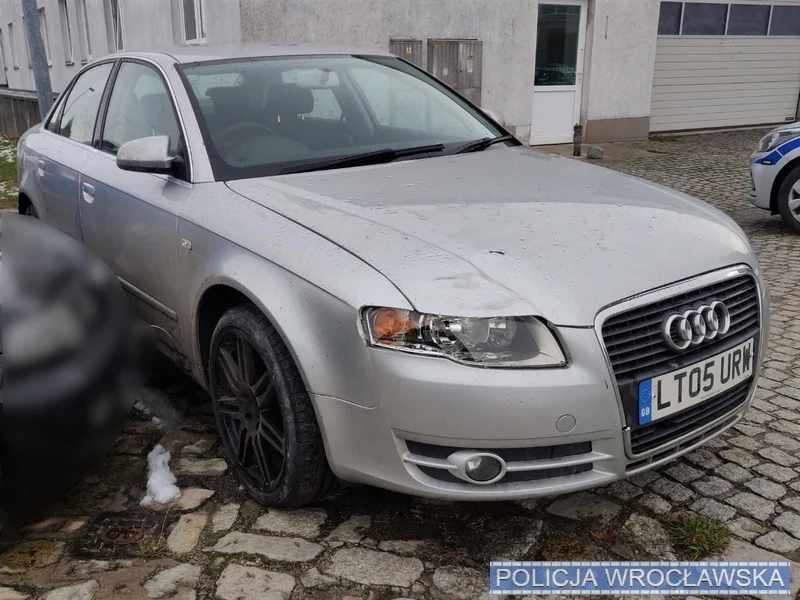 Audi A4, które brało udział w wypadku.