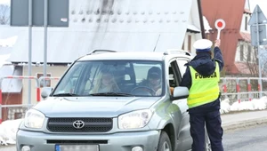 Straciła prawo jazdy pędząc z córką do szpitala. Interwencja Rzecznika Praw Obywatelskich