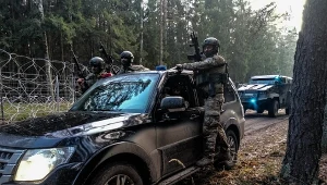 Polskie służby na granicy polsko-białoruskiej