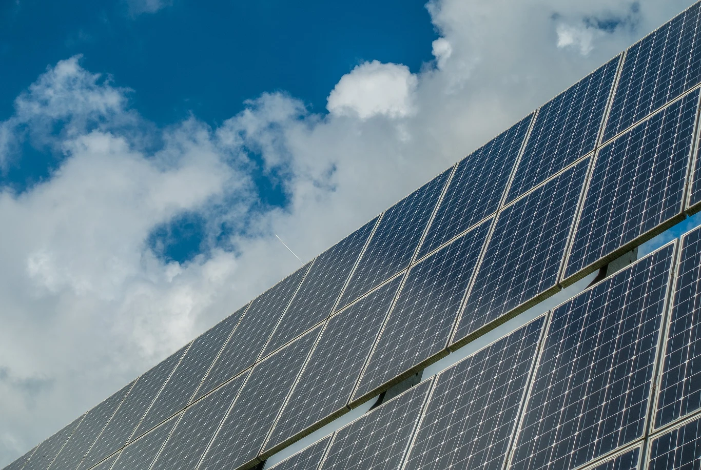Farmy solarne zyskują na popularności