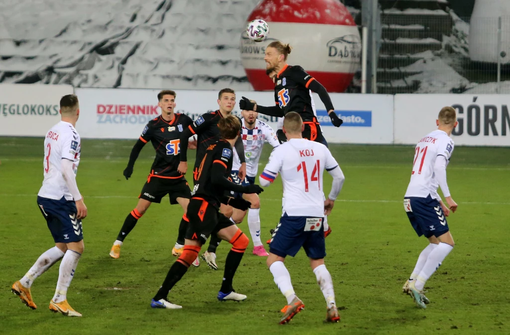 Mecz Lecha Poznań z Górnikiem Kraków na początku 2021 roku