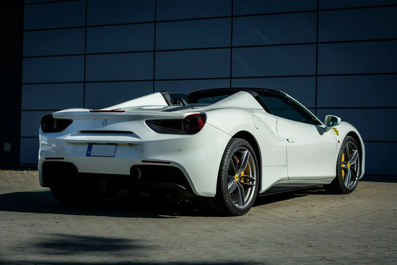 Ferrari 488 Spider Roberta Lewandowskiego Ferrari 488 Spider Roberta Lewandowskiego
