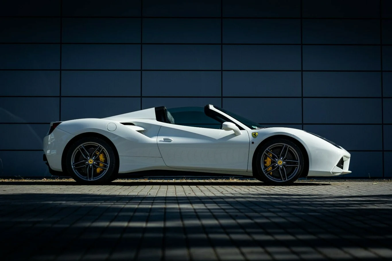 Ferrari 488 Spider Roberta Lewandowskiego Ferrari 488 Spider Roberta Lewandowskiego