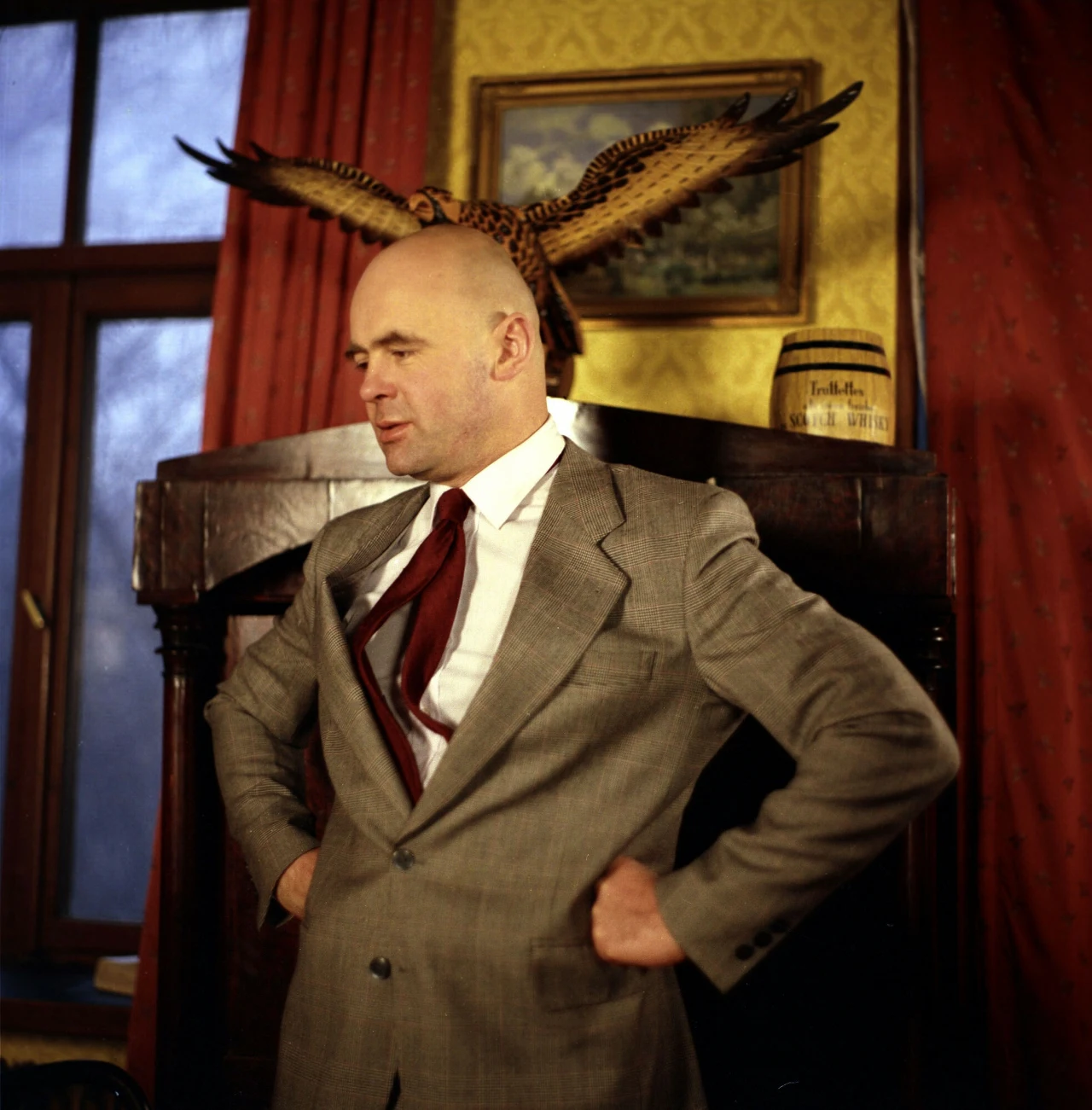 Kadr z filmu "Miś", Stanisław Tym 