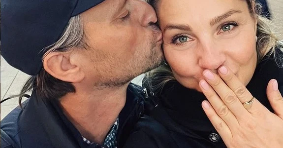 Małgorzata Socha z mężem