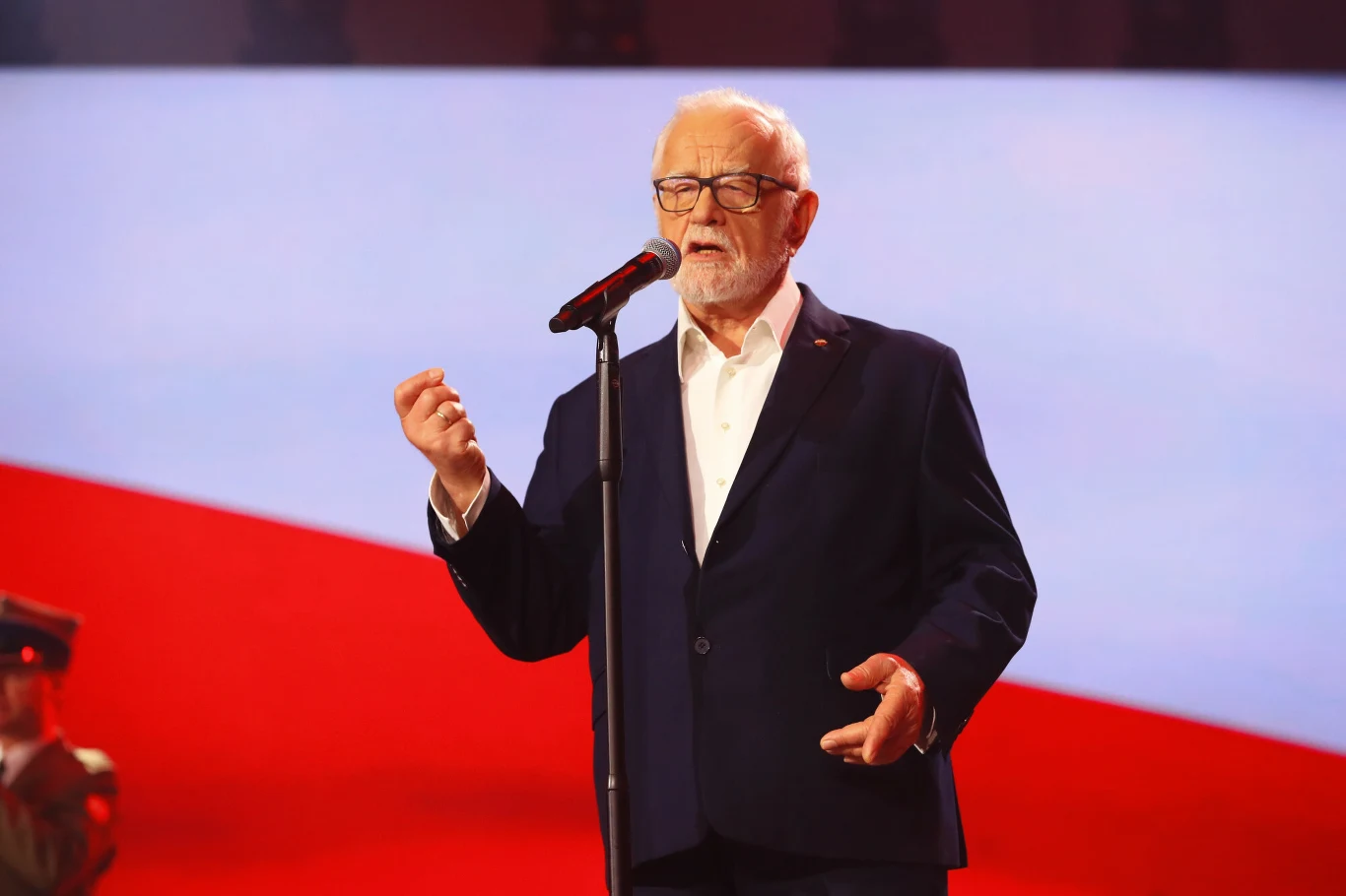 Finał koncertu to wykonanie "Żeby Polska była Polską" Jana Pietrzaka.
