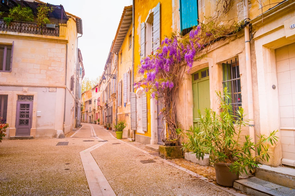 Arles we Francji nazywane jest czasem "Małym Rzymem"