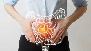 Objawy choroby Leśniowskiego-Crohna są nieswoiste, przez co bardzo długo można je bagatelizować