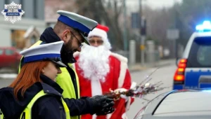 . Sprawcy drobnych wykroczeń uniknęli wczoraj mandatów, otrzymując rózgi, które miały być nauczką na przyszłość 