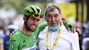 Mark Cavendish (z lewej) i Eddy Merckx