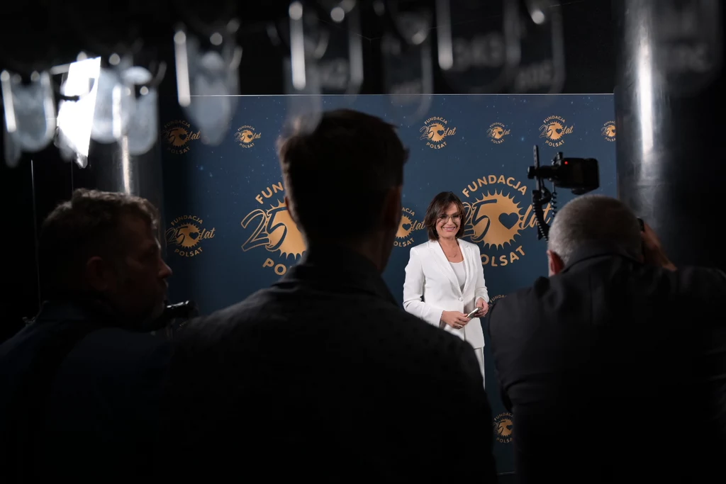 Dorota Gawryluk podczas uroczystego koncertu z okazji 25-letnia istnienie Fundacji Polsat Dorota Gawryluk podczas uroczystego koncertu z okazji 25-letnia istnienie Fundacji Polsat