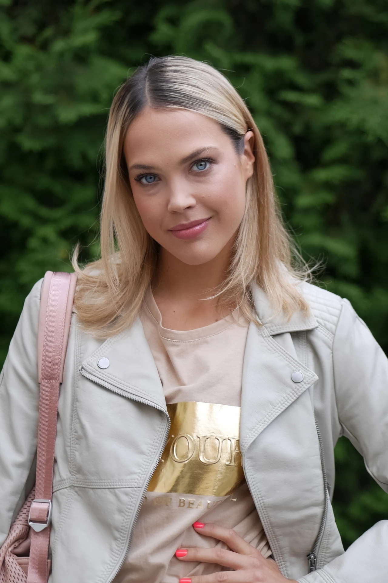 "Pierwsza miłość"