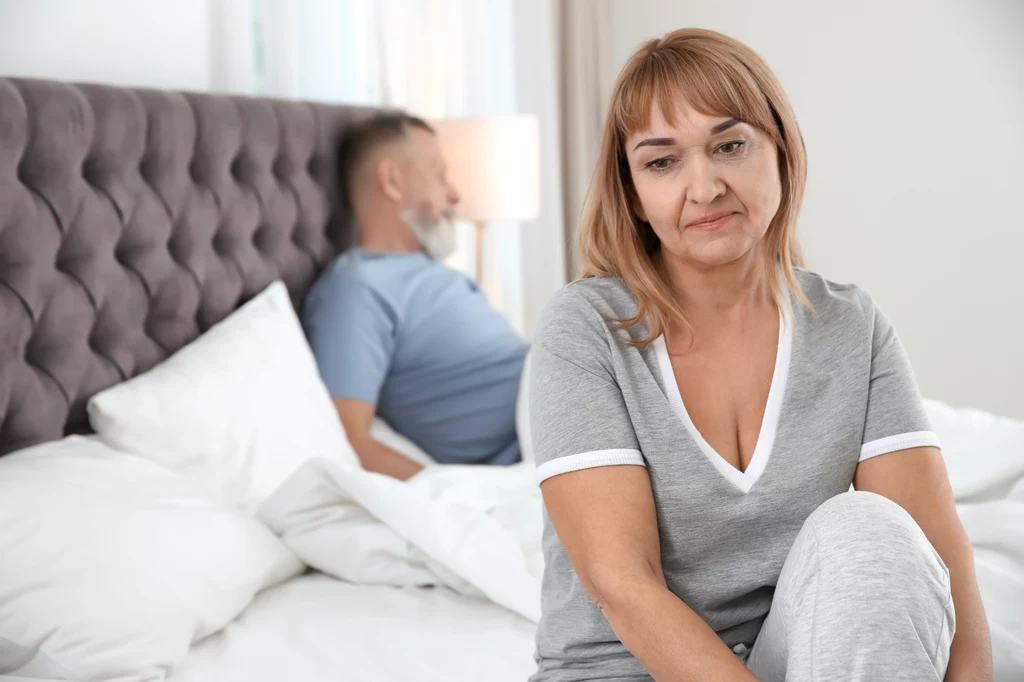Jak stawić czoła menopauzie w sypialni?